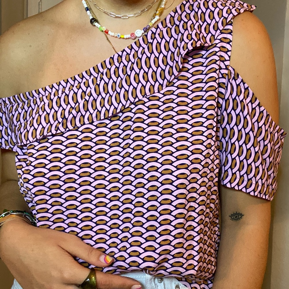 Cold Shoulder / One Shoulder top